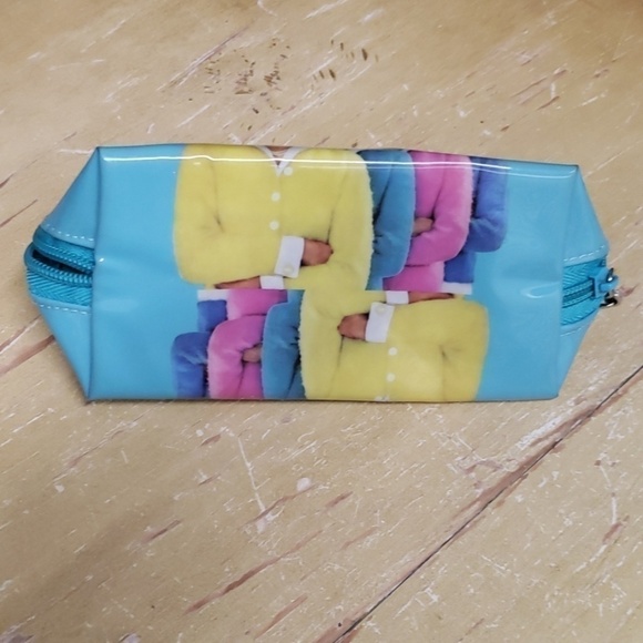 MADEMOISELLE MAKEUP BAG.  7x3x3 inches - Picture 3 of 3